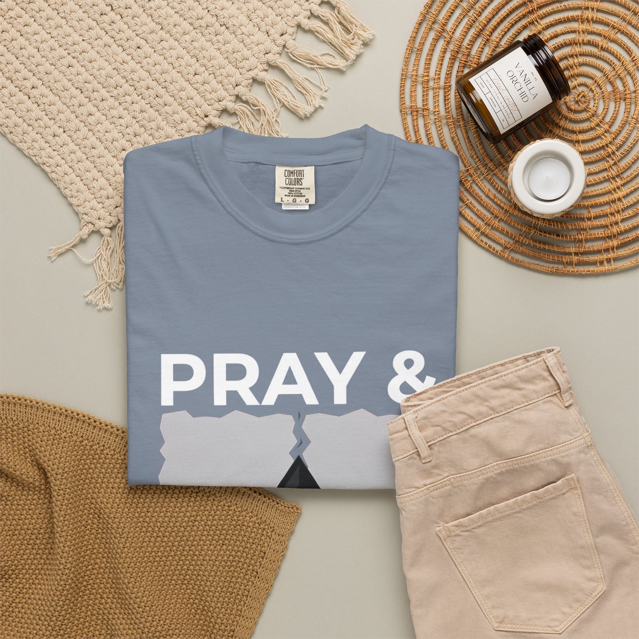 Pray & Never Give Up T-Shirt — Inspirational Christian Mountain Tee