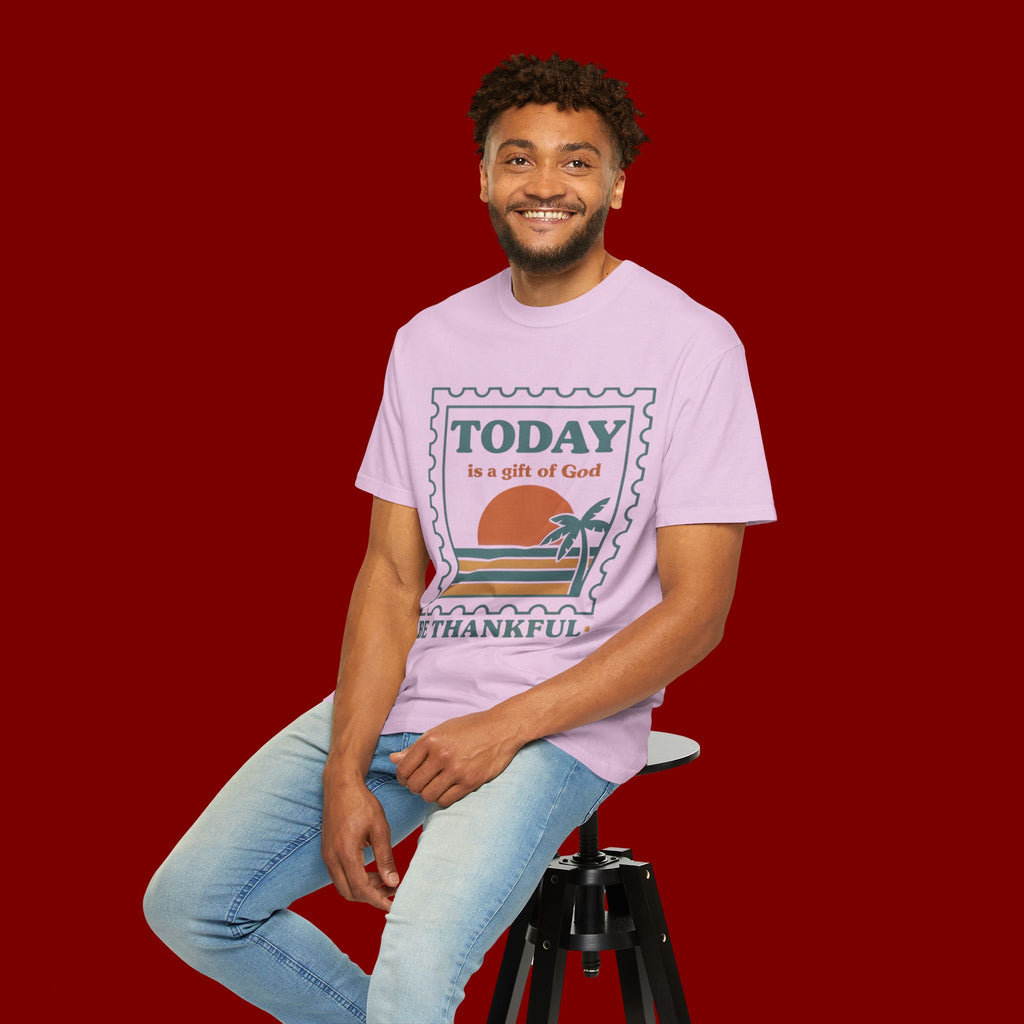 Be Thankful Tee — "Today is a Gift of God" Inspirational Graphic T-Shirt