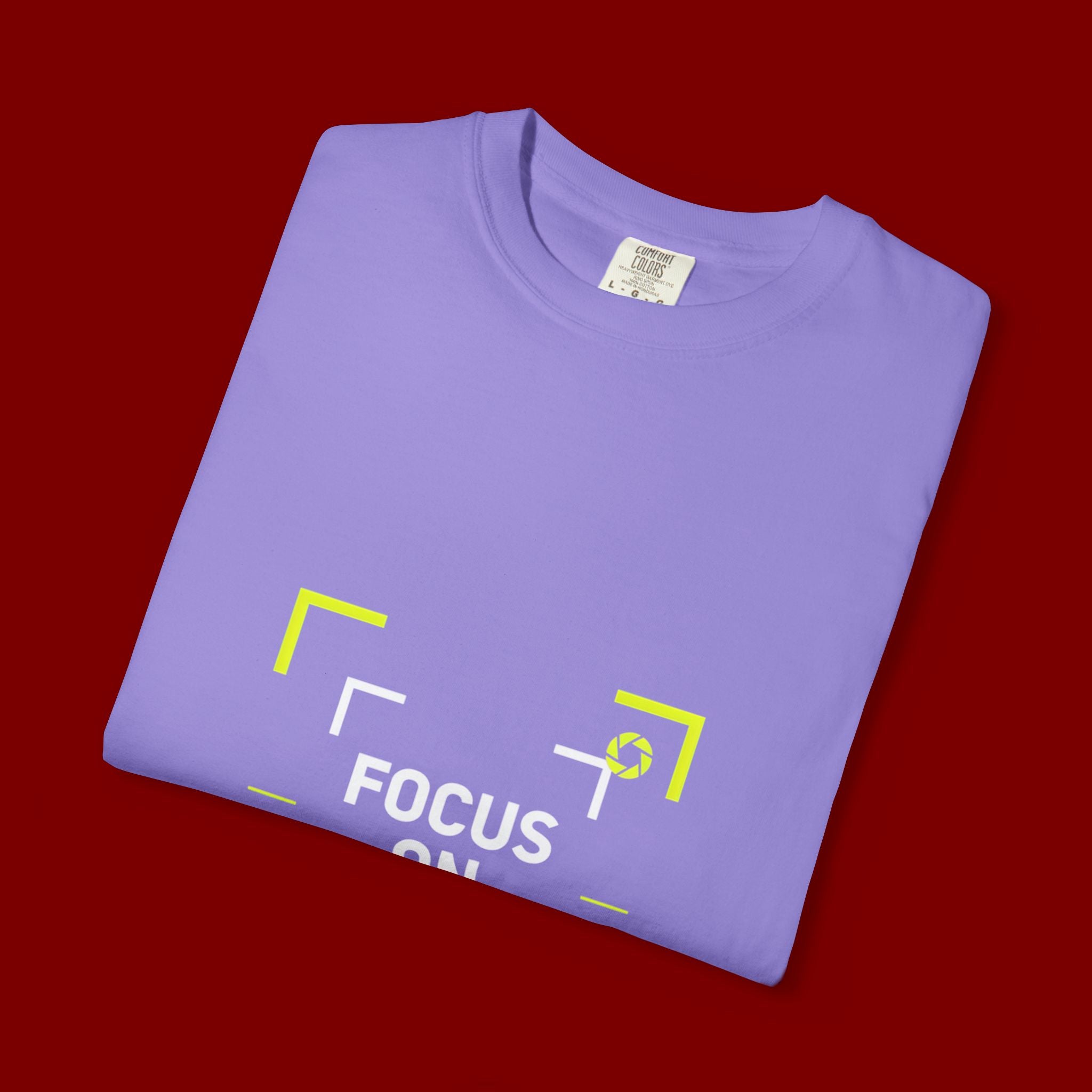 Minimalist 'Smile Frame' T-Shirt — Neon Accent Graphic Tee