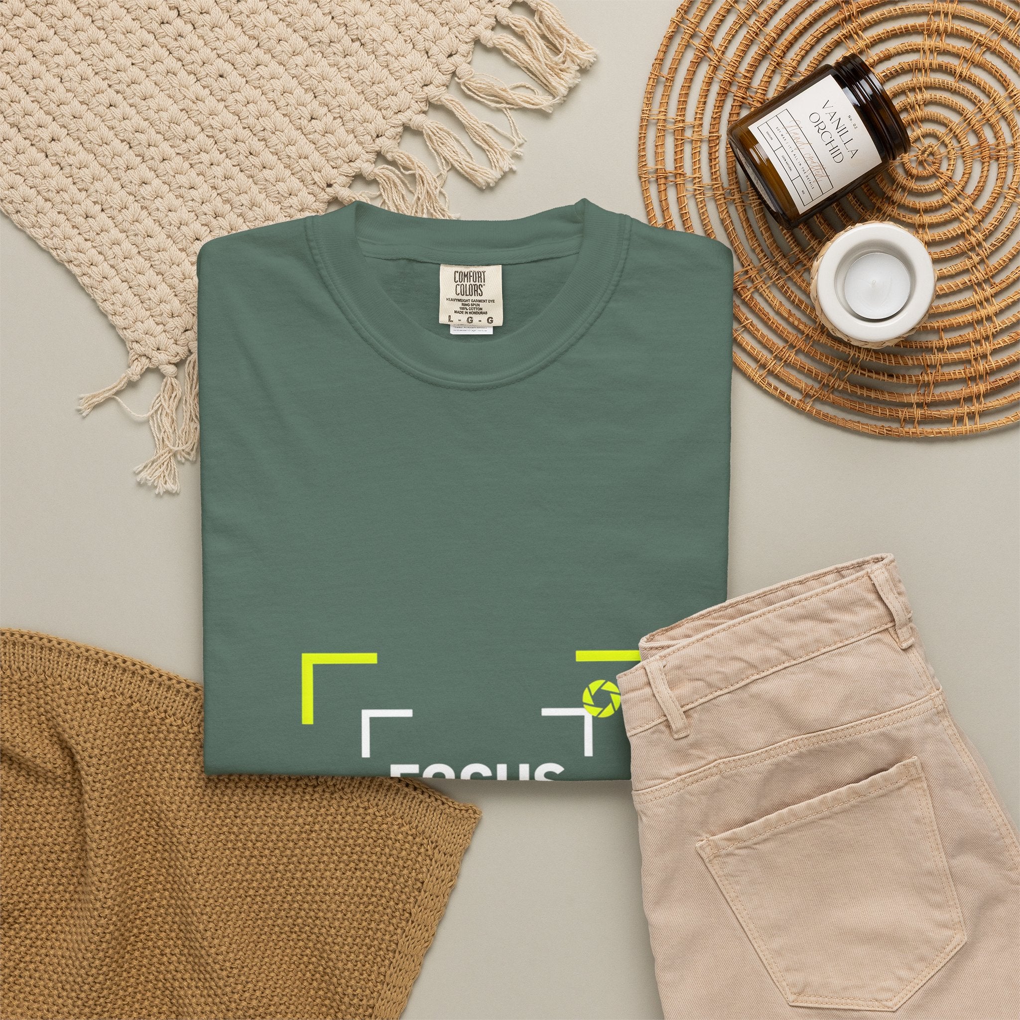 Minimalist 'Smile Frame' T-Shirt — Neon Accent Graphic Tee