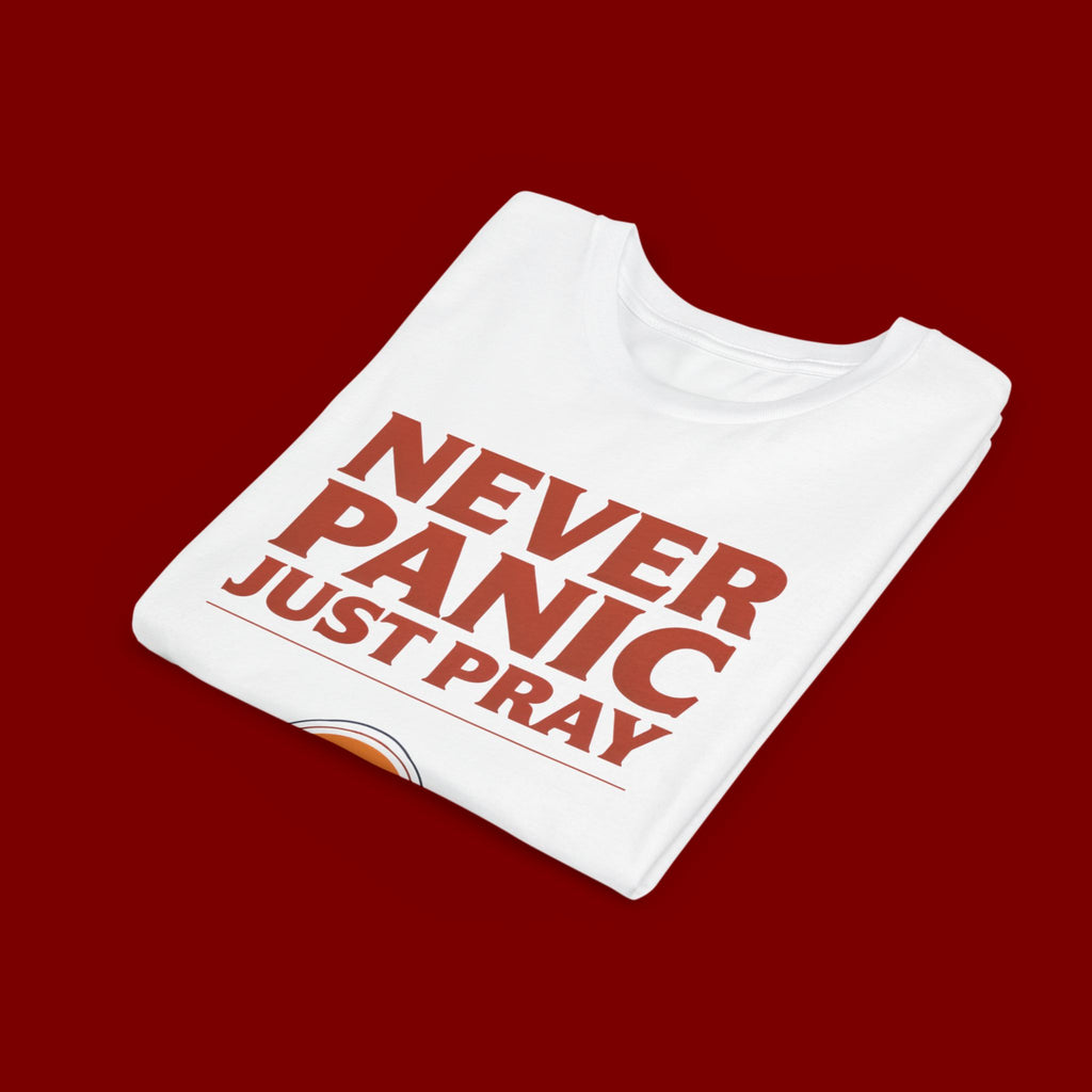 Youth Tee — "Never Panic Just Pray" Retro Sunset Kids T-Shirt