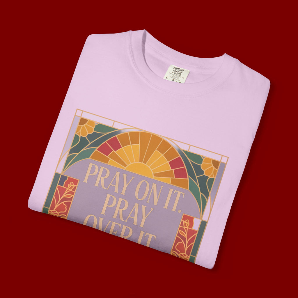 T-Shirt — Retro Sunset Floral Graphic “Play On It, Pray Over It, Pray Through It”