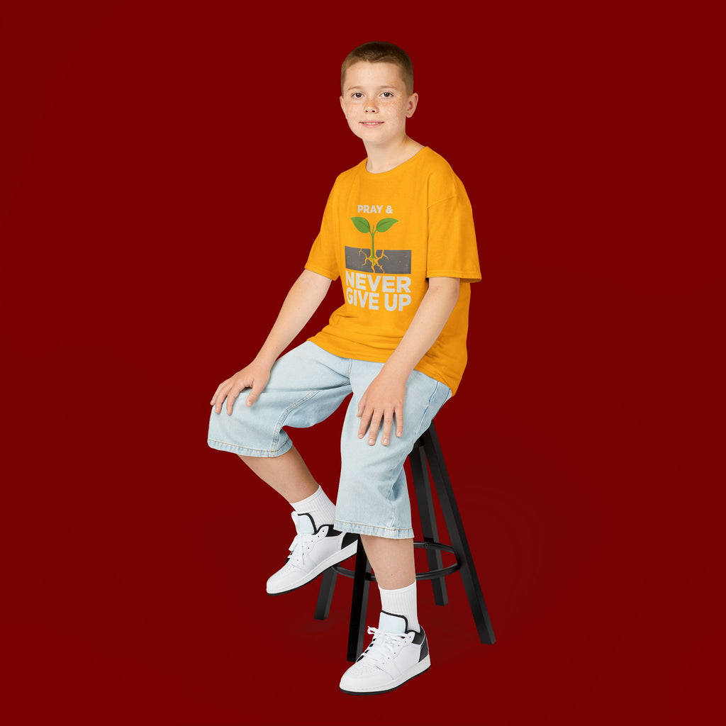 Kids Tee – "Pray & Never Give Up" Inspirational Plant Graphic