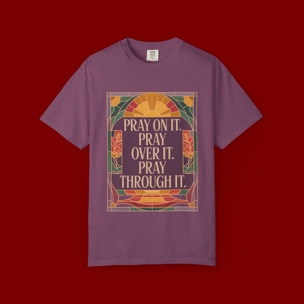 T-Shirt — Retro Sunset Floral Graphic “Play On It, Pray Over It, Pray Through It”
