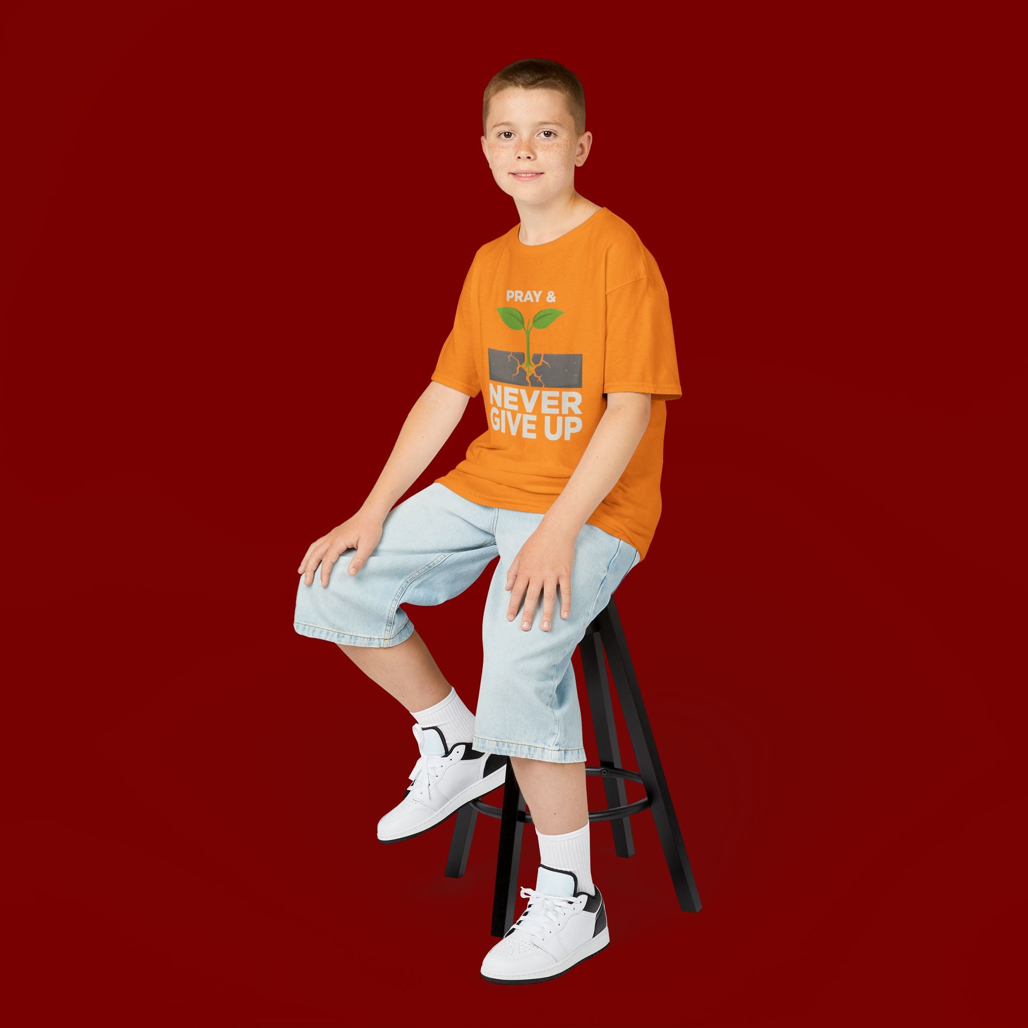 Kids Tee – "Pray & Never Give Up" Inspirational Plant Graphic
