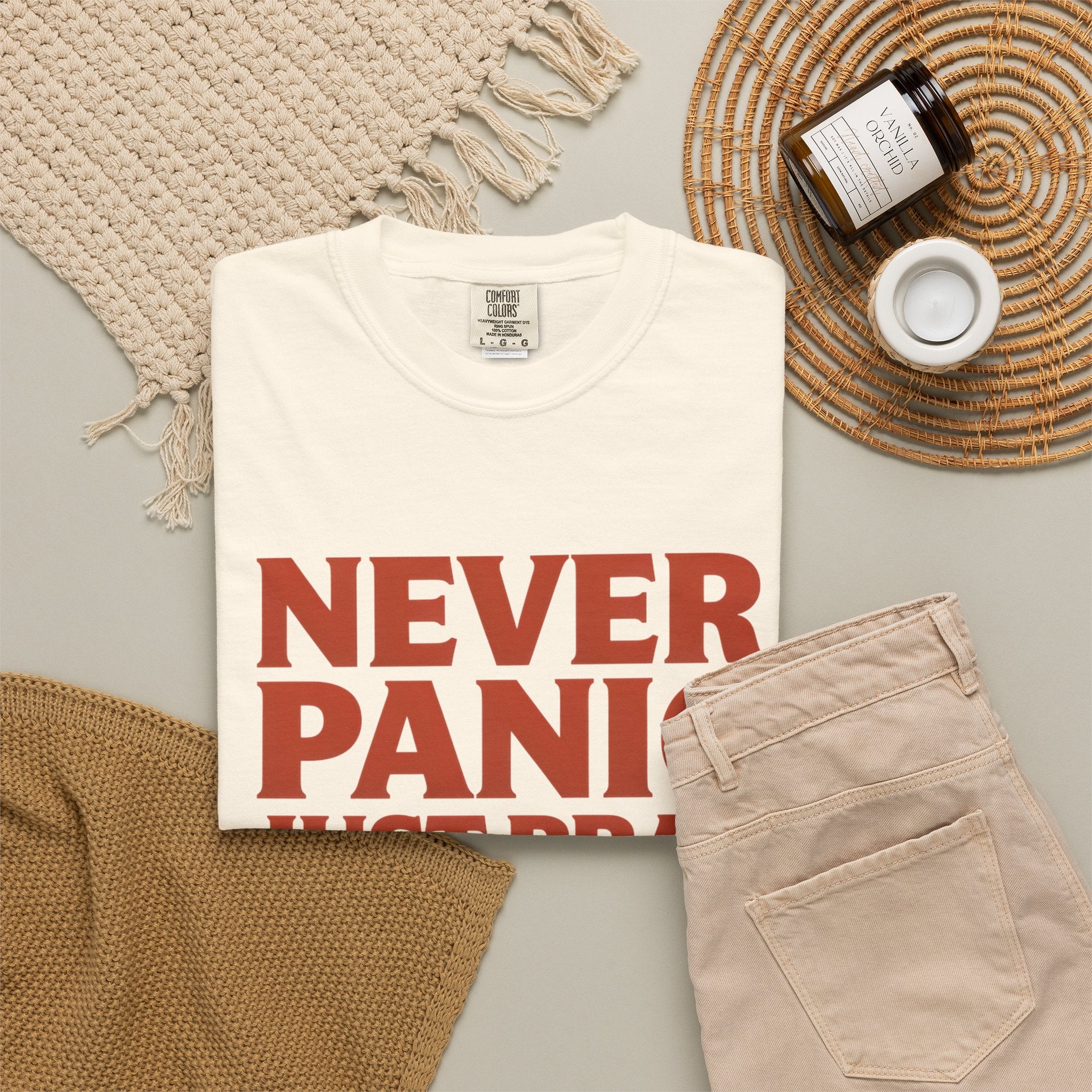 Never Panic Just Pray T‑Shirt — Retro Sunset Faith Tee