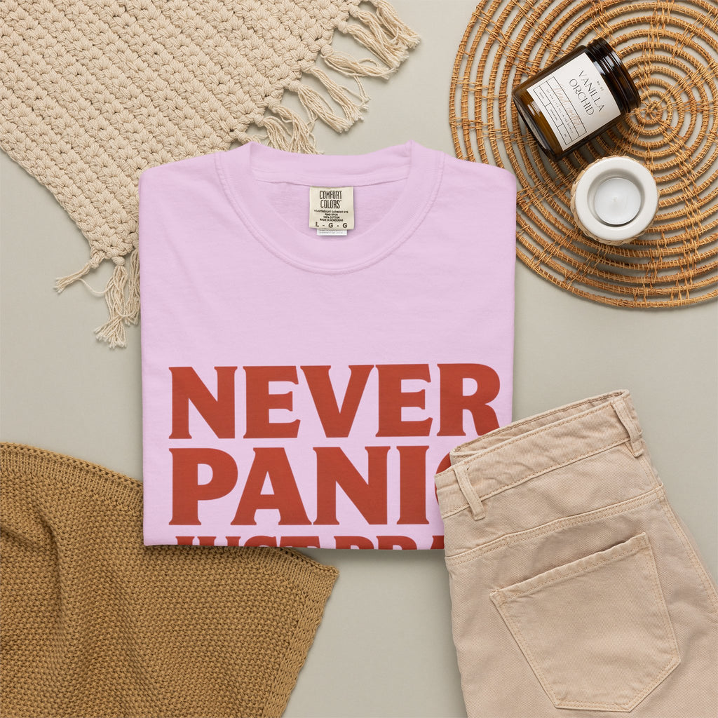 Never Panic Just Pray T‑Shirt — Retro Sunset Faith Tee