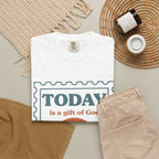Be Thankful Tee — "Today is a Gift of God" Inspirational Graphic T-Shirt
