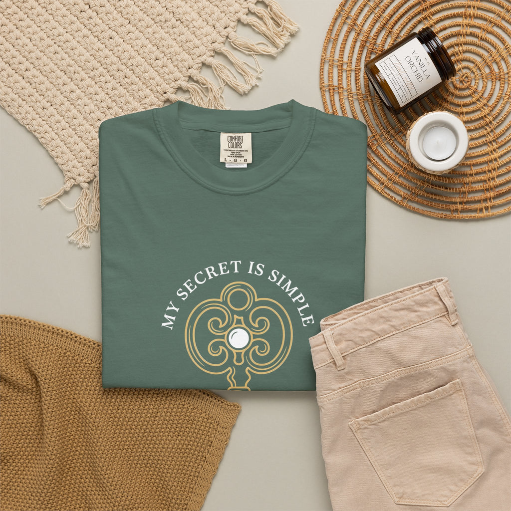 I Prae Key Graphic T-Shirt — 'My Secret Is Simple' Vintage Key Tee