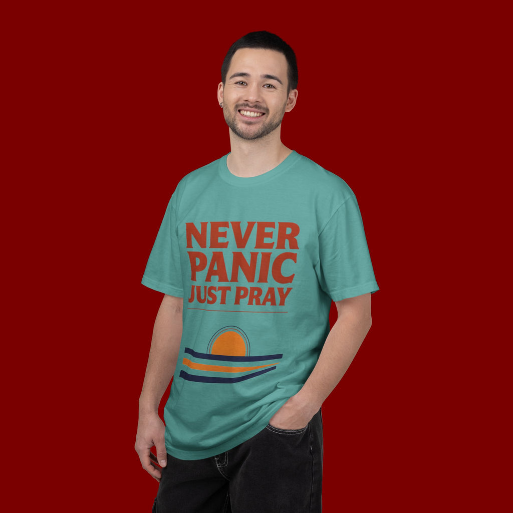 Never Panic Just Pray T‑Shirt — Retro Sunset Faith Tee
