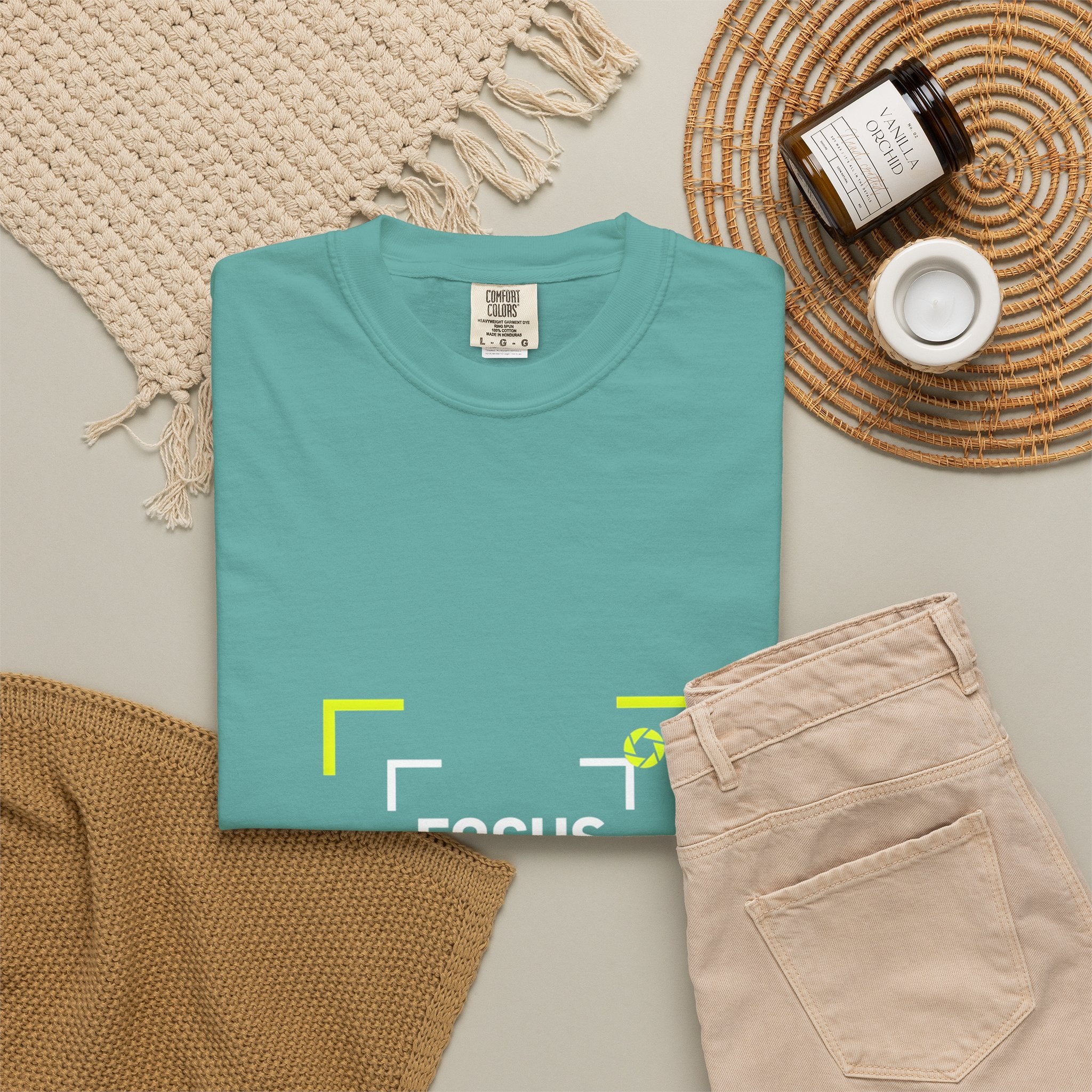 Minimalist 'Smile Frame' T-Shirt — Neon Accent Graphic Tee