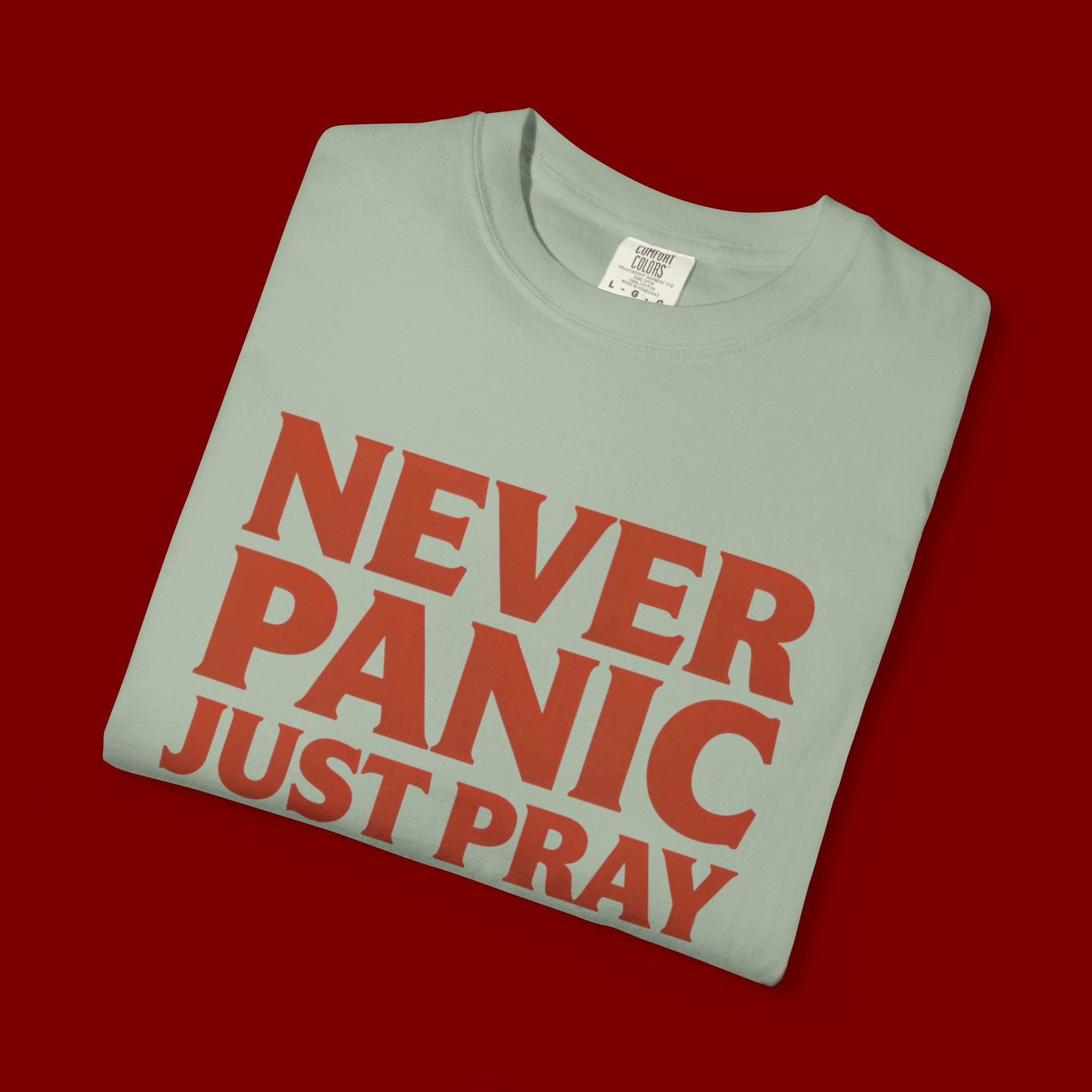Never Panic Just Pray T‑Shirt — Retro Sunset Faith Tee