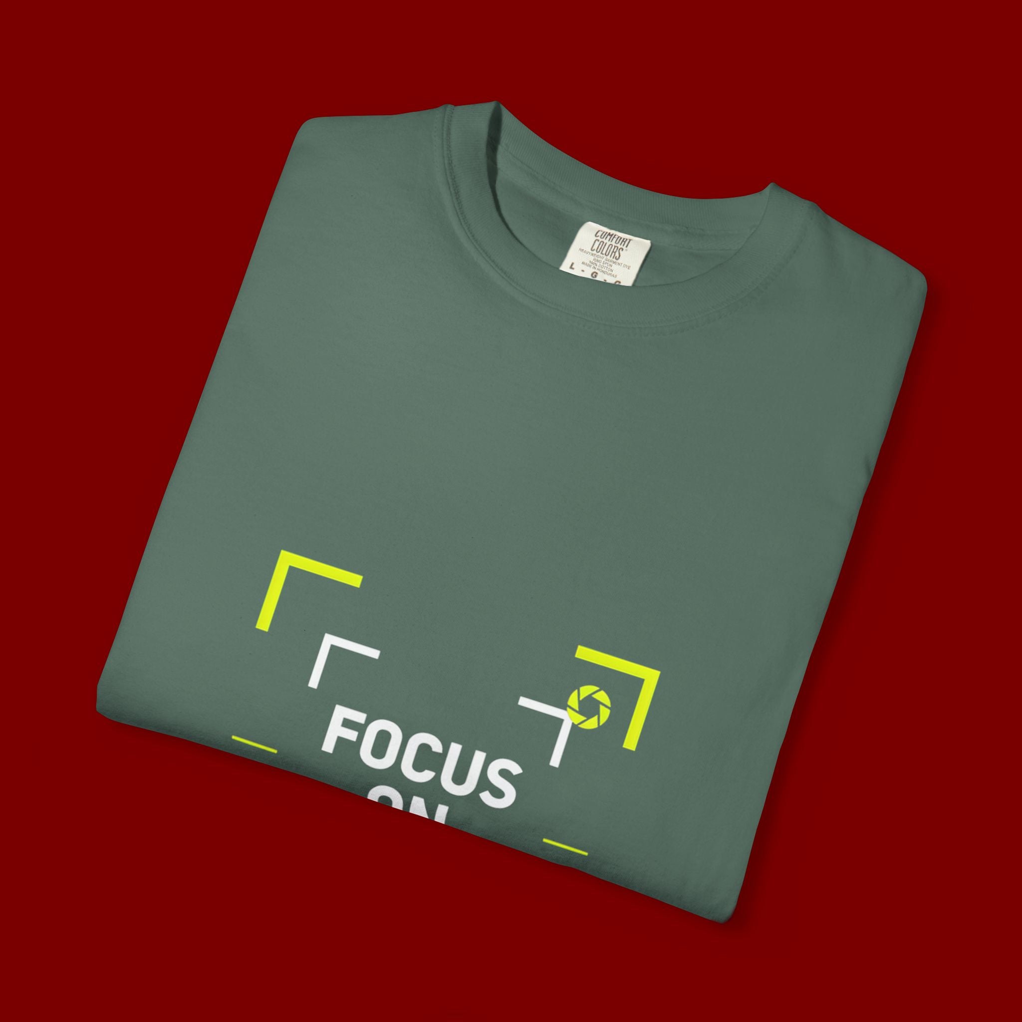 Minimalist 'Smile Frame' T-Shirt — Neon Accent Graphic Tee