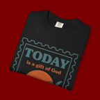 Be Thankful Tee — "Today is a Gift of God" Inspirational Graphic T-Shirt