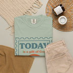 Be Thankful Tee — "Today is a Gift of God" Inspirational Graphic T-Shirt