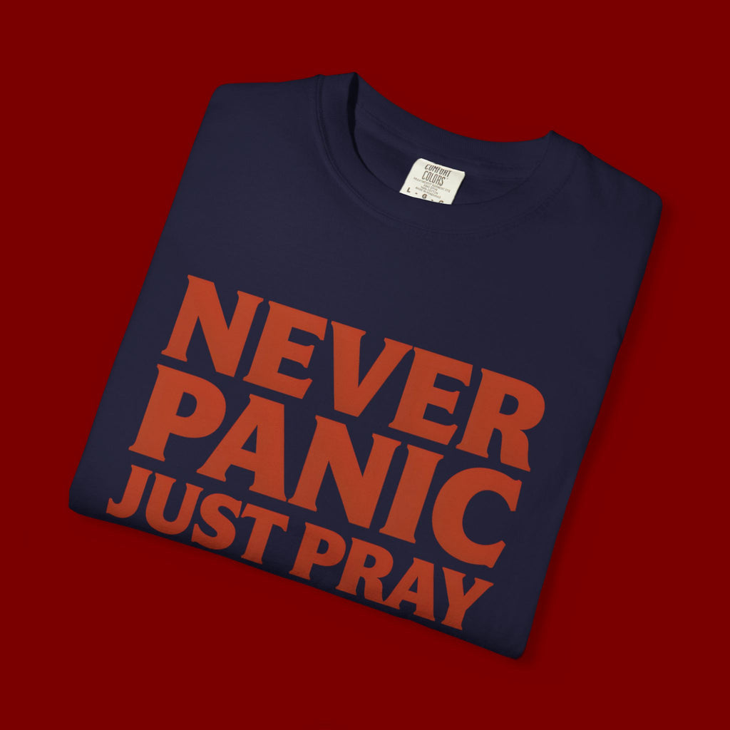 Never Panic Just Pray T‑Shirt — Retro Sunset Faith Tee